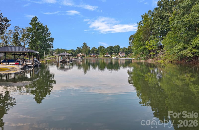 218 Lineberger Dr, Mooresville, NC 28117