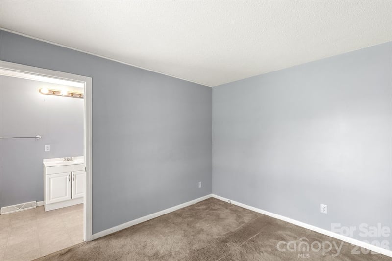1007 Ragin Ln, Rock Hill, SC 29732