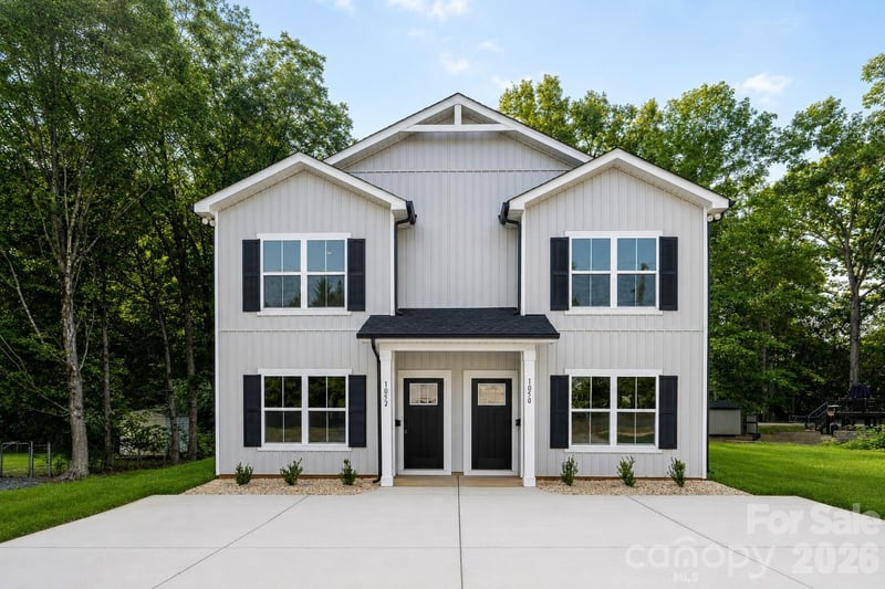 1050 5th St NE, Hickory, NC 28601