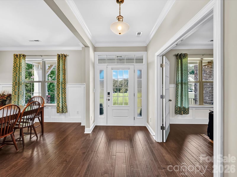 104 Sweet Grass Ln, Mooresville, NC 28115