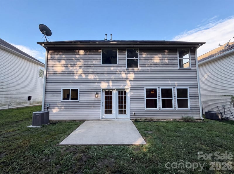 2502 Harwood Hills Ln, Charlotte, NC 28214