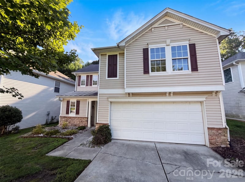2502 Harwood Hills Ln, Charlotte, NC 28214