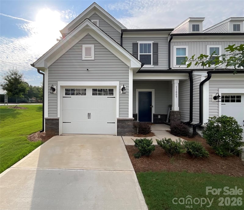 11009 Pagebrook Ln, Charlotte, NC 28214
