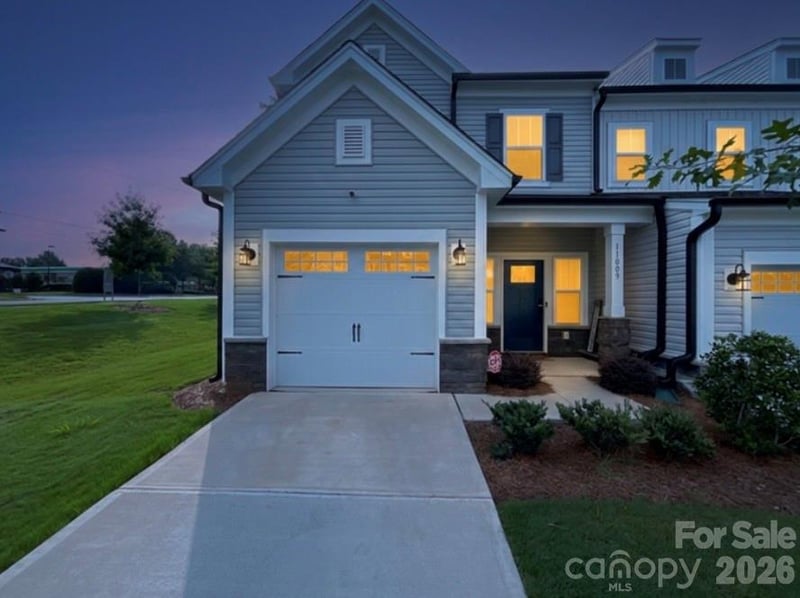 11009 Pagebrook Ln, Charlotte, NC 28214