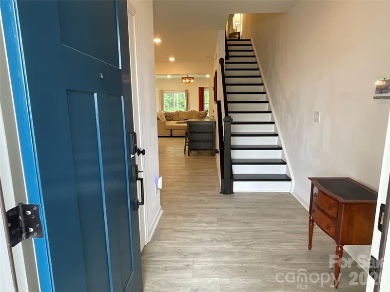 11009 Pagebrook Ln, Charlotte, NC 28214