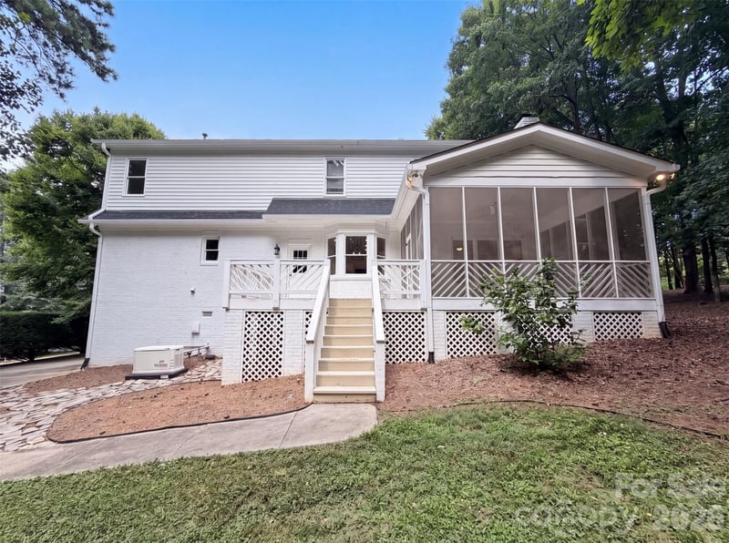480 Robinson Rd, Mooresville, NC 28117