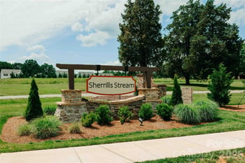 2880 Sherrills Stream Dr, Sherrills Ford, NC 28673