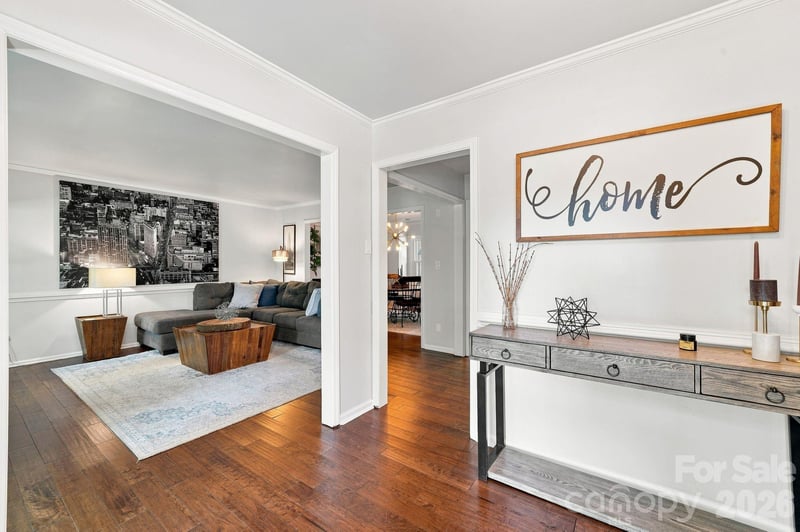9209 Deer Spring Ln, Charlotte, NC 28210