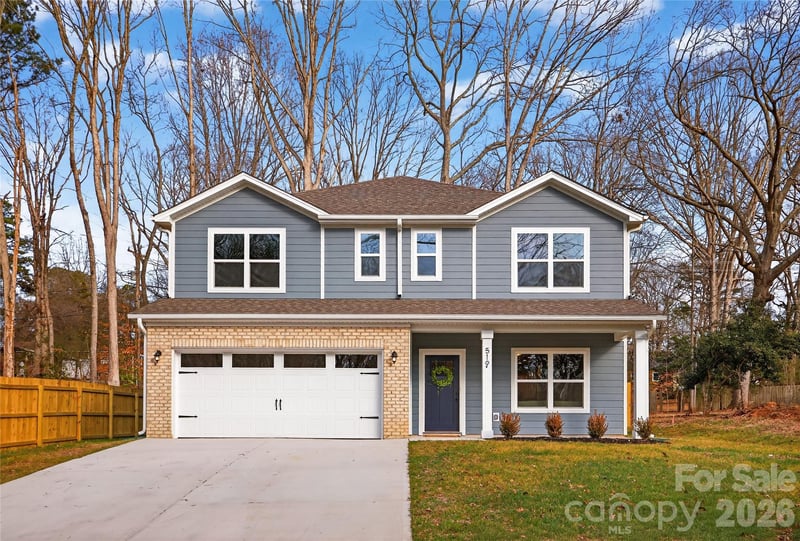 9000 Pinenoll Ln, Charlotte, NC 28215