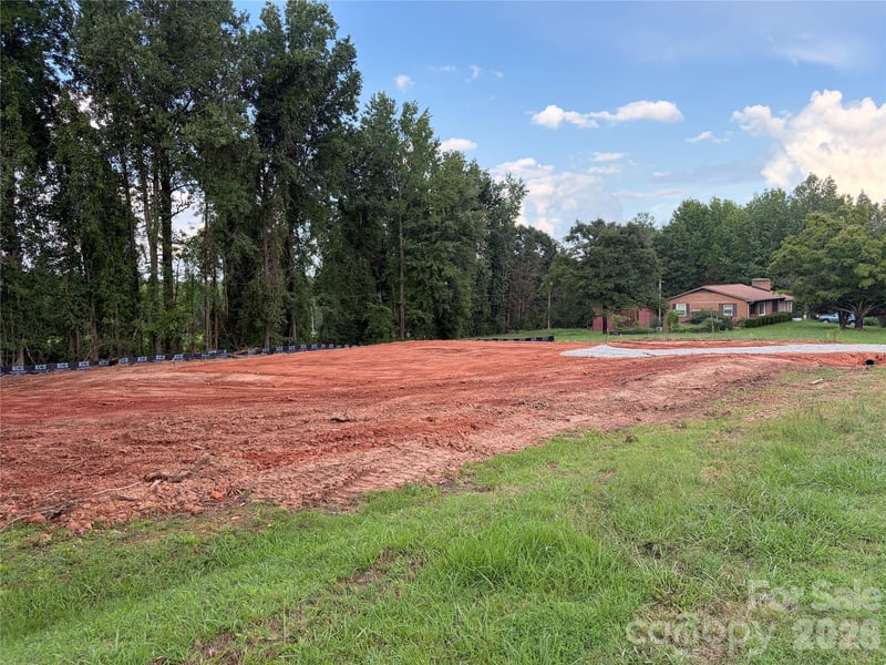 183 Bevis Ln, Statesville, NC 28677