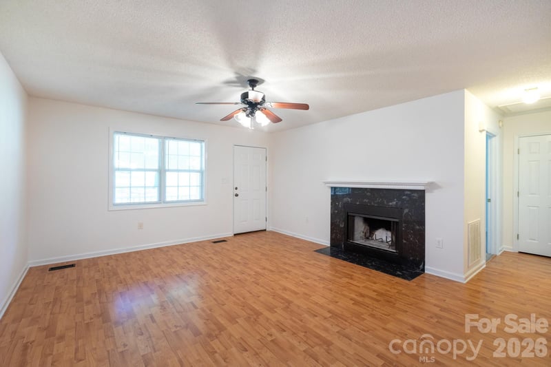 820 SE Clearview Ct SE, Concord, NC 28025