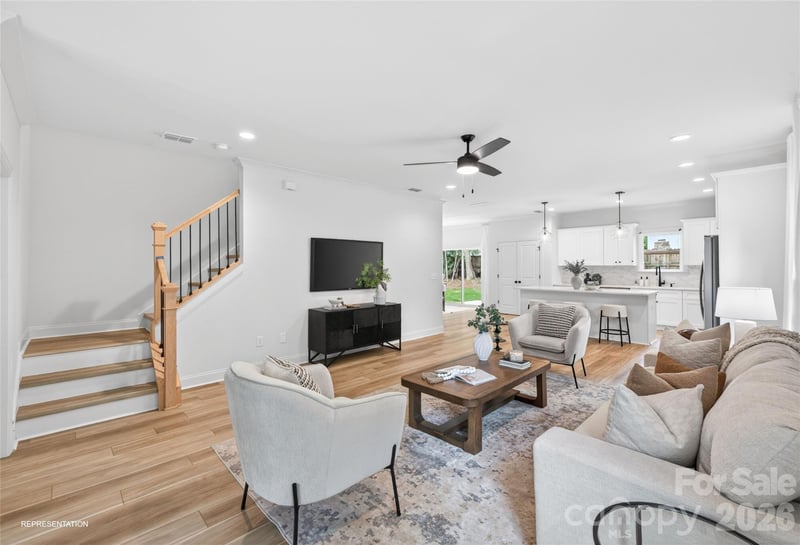 9006 Pinenoll Ln, Charlotte, NC 28215