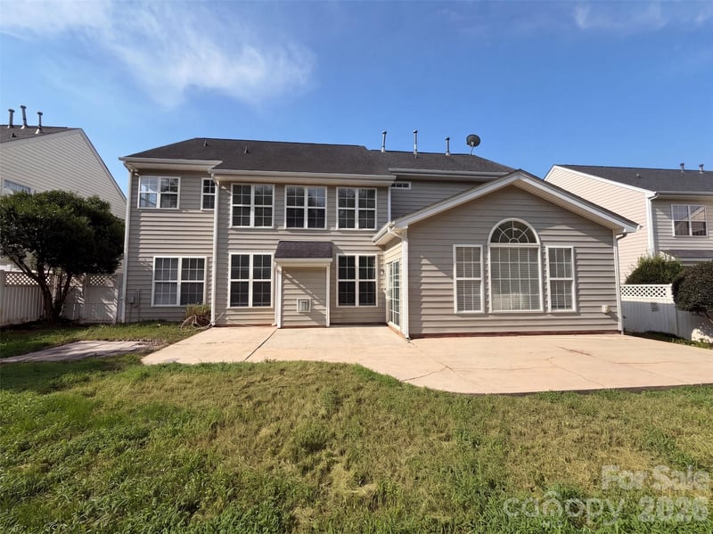 821 Pinkney Pl, Stanley, NC 28164