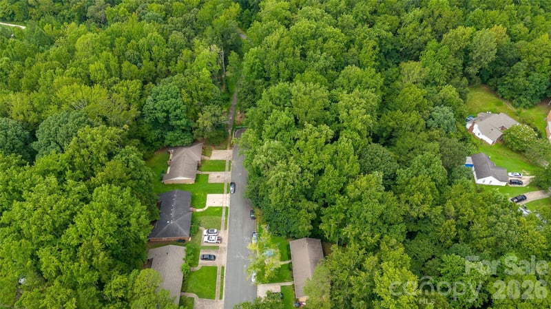 4601 Highlake Dr, Charlotte, NC 28215