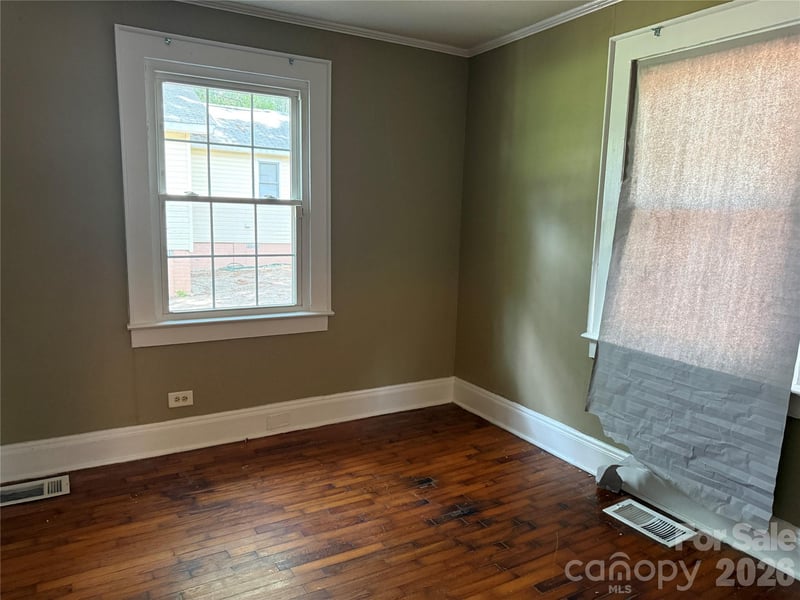 610 E 4th Ave, Gastonia, NC 28054
