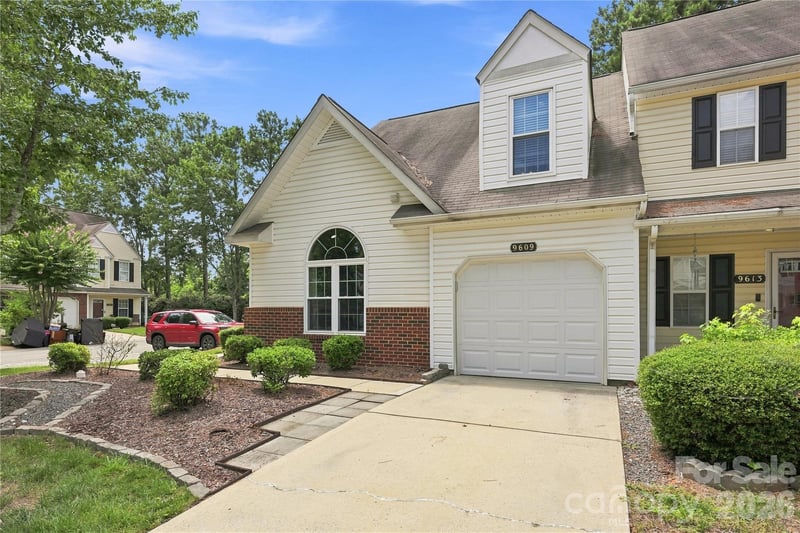 9609 Jack Russell Ct, Charlotte, NC 28269