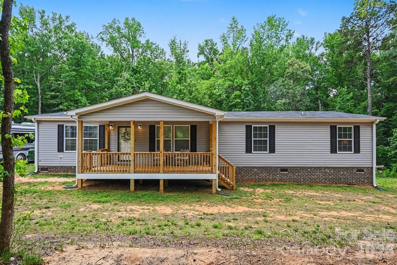 135 Elliot Dr, Salisbury, NC 28147