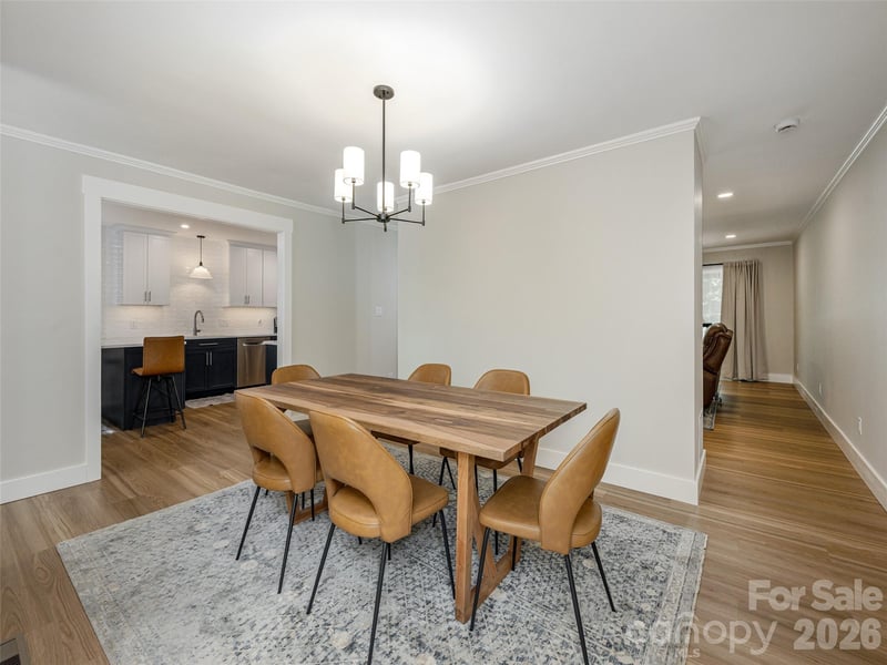 433 Crowfields Dr, Asheville, NC 28803