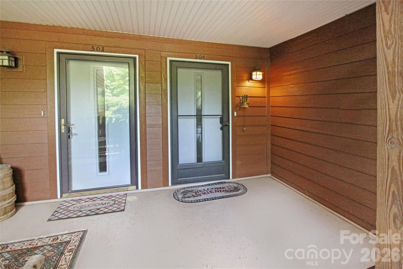 121 Toxaway Views Dr #504, Lake Toxaway, NC 28747