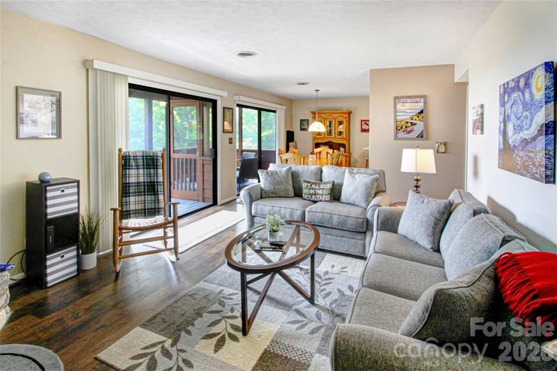 121 Toxaway Views Dr #504, Lake Toxaway, NC 28747