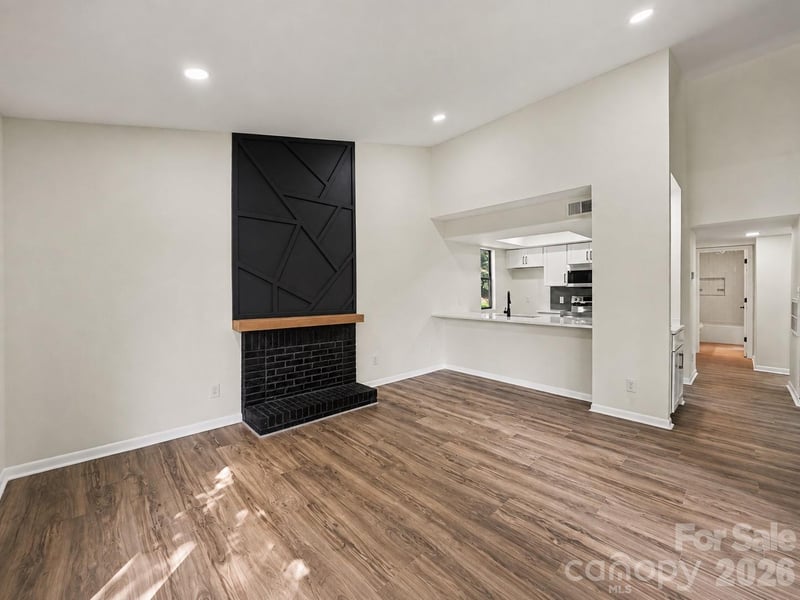 8027 Cedar Glen Dr, Charlotte, NC 28212