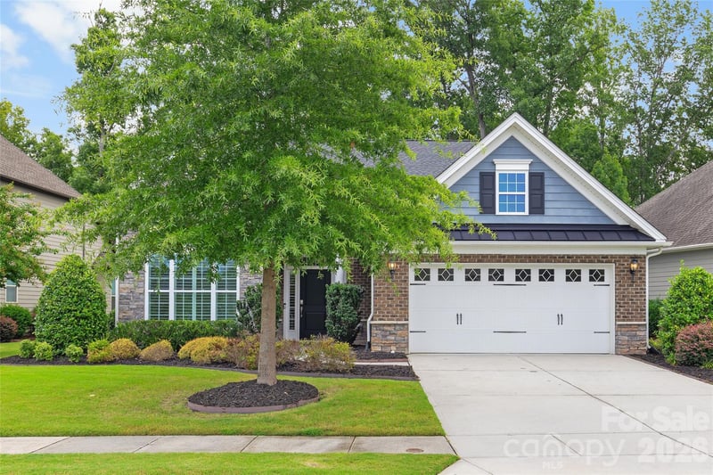 17232 Coves Edge Ln, Charlotte, NC 28278
