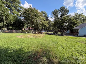 5124 Poplar Springs Dr, Charlotte, NC 28269