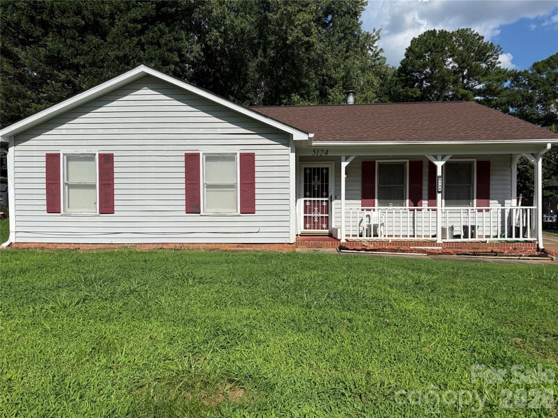5124 Poplar Springs Dr, Charlotte, NC 28269