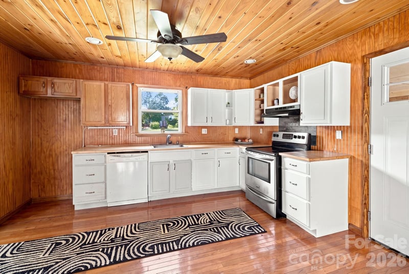 19 Pj Mcree Rd, Maiden, NC 28650