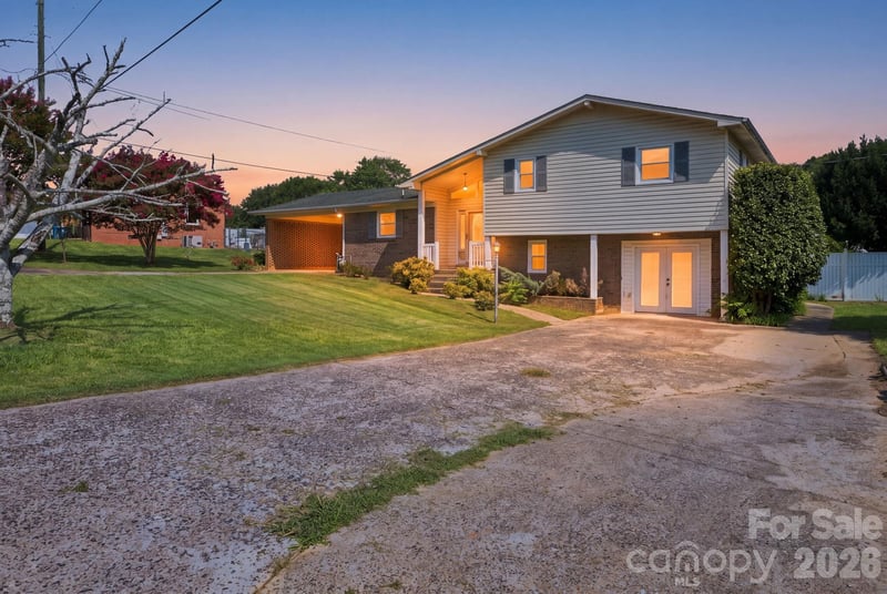 19 Pj Mcree Rd, Maiden, NC 28650