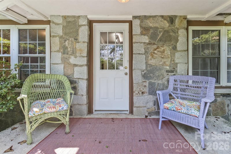 136 Flynn Branch Rd, Fletcher, NC 28732