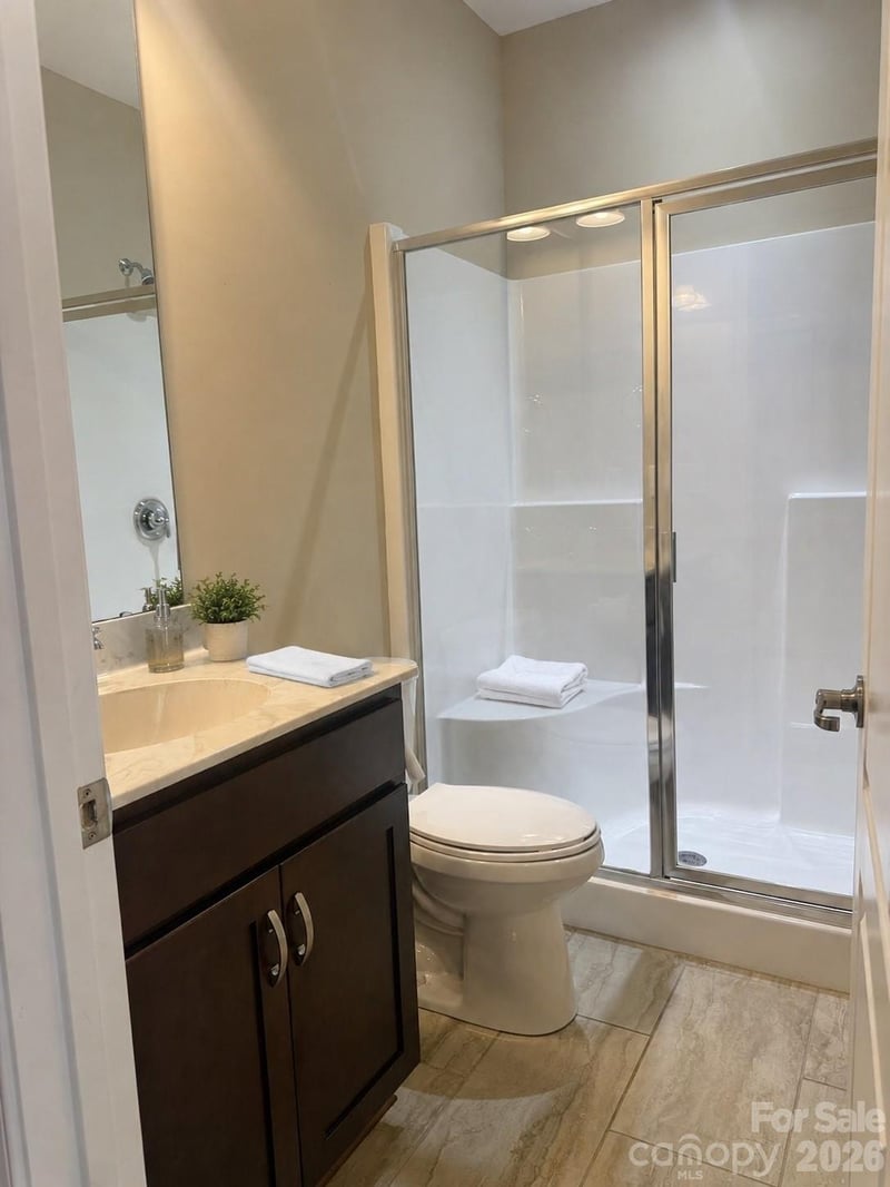 11607 Meetinghouse Dr, Cornelius, NC 28031