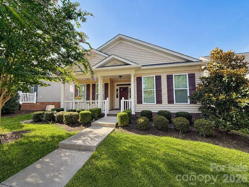 11607 Meetinghouse Dr, Cornelius, NC 28031