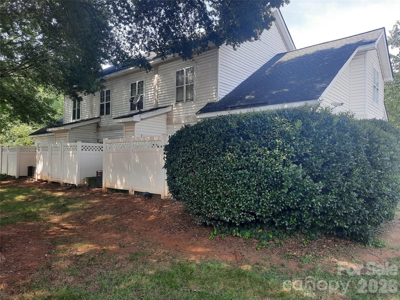6431 Mallard View Ln, Charlotte, NC 28269
