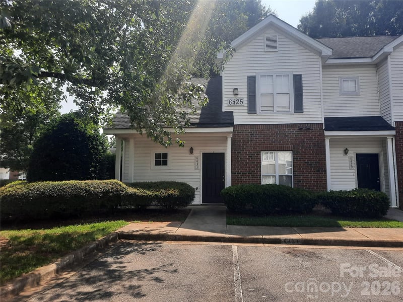 6431 Mallard View Ln, Charlotte, NC 28269