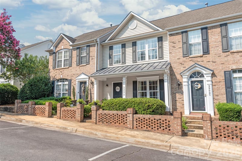 3902 Christine Ln #B, Waxhaw, NC 28173