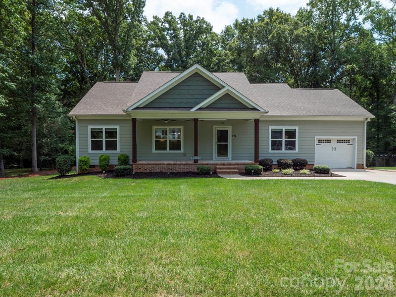 216 Paradise Dr #6, Belmont, NC 28012