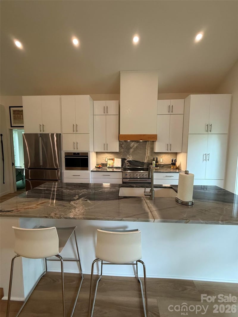30 Sandys Home Pl, Mars Hill, NC 28754