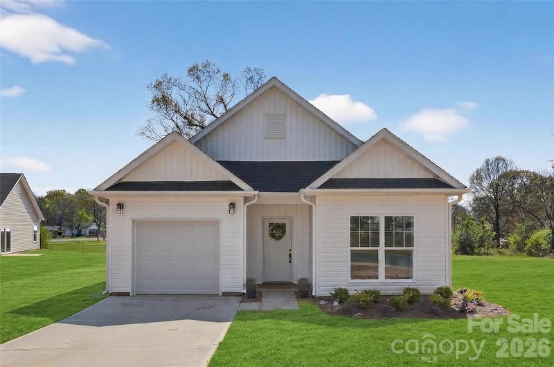 5408 Skycrest Dr, Charlotte, NC 28269
