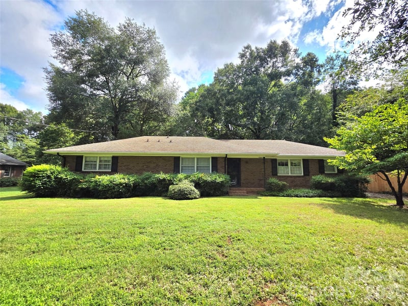 4913 S New Hope Rd, Belmont, NC 28012
