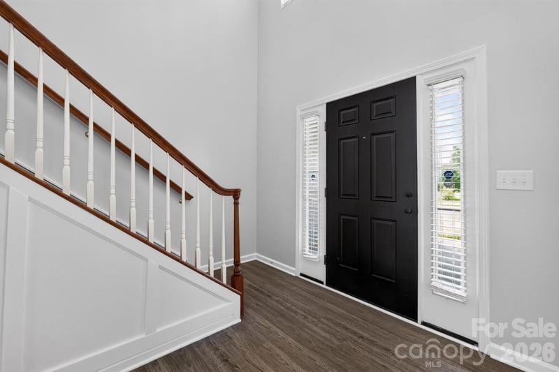 141 Crestwood Dr, Mount Holly, NC 28120