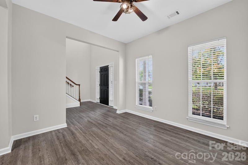 141 Crestwood Dr, Mount Holly, NC 28120