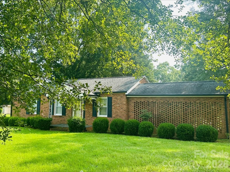 1952 N Nc 16 Business Hw, Denver, NC 28037