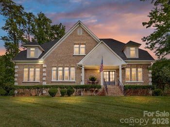 3520 Providence Plantation Ln, Charlotte, NC 28270
