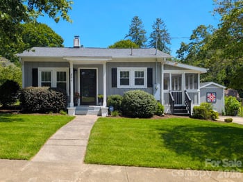 206 Kerlee Heights Rd, Black Mountain, NC 28711