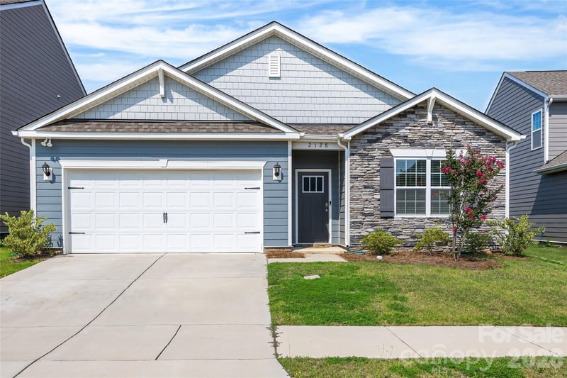 2128 Vanderlyn St, Monroe, NC 28112
