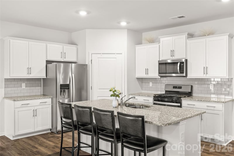 2128 Vanderlyn St, Monroe, NC 28112
