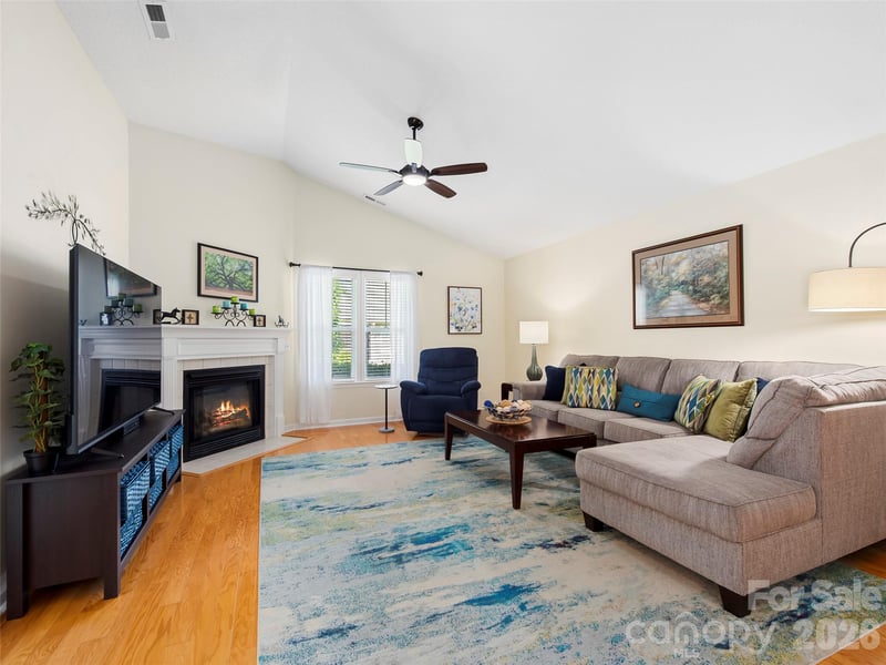 196 Snowy Egret Way, Hendersonville, NC 28792