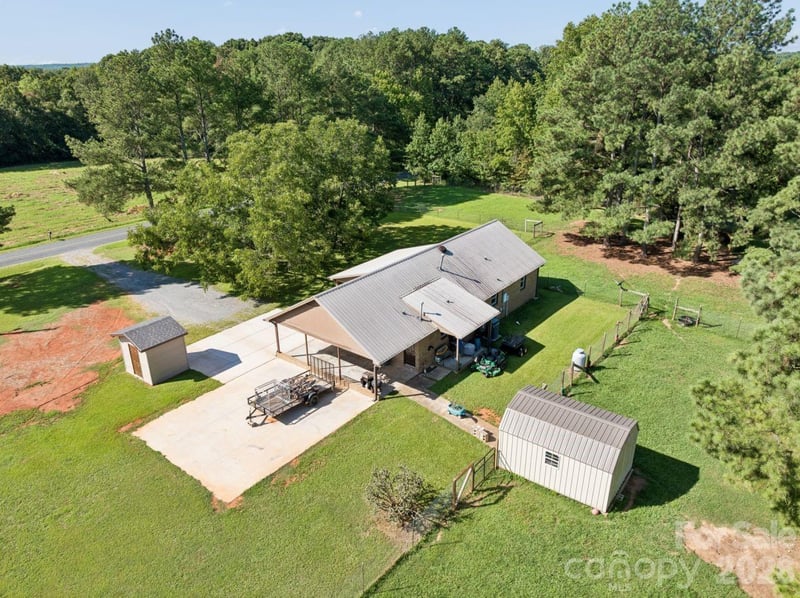 5507 State Line Rd, Marshville, NC 28103