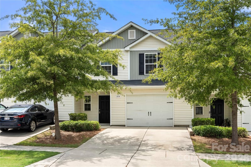 3214 Ellingford Rd, Charlotte, NC 28214